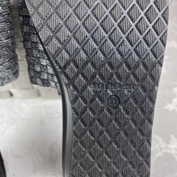 Nine West Womens Shoes Size 8.5 Silver Metaalic Textile Fabric Slide Wedge Heel - Picture 12 of 13